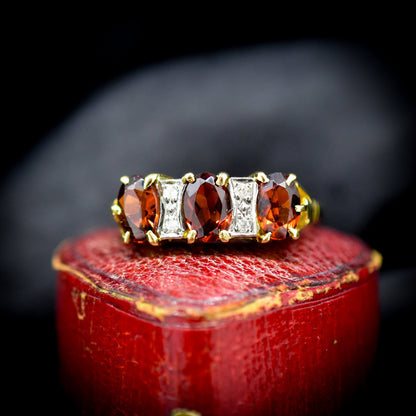 Vintage Garnet and Diamond 18ct Yellow Gold Ring Band | Antique Style