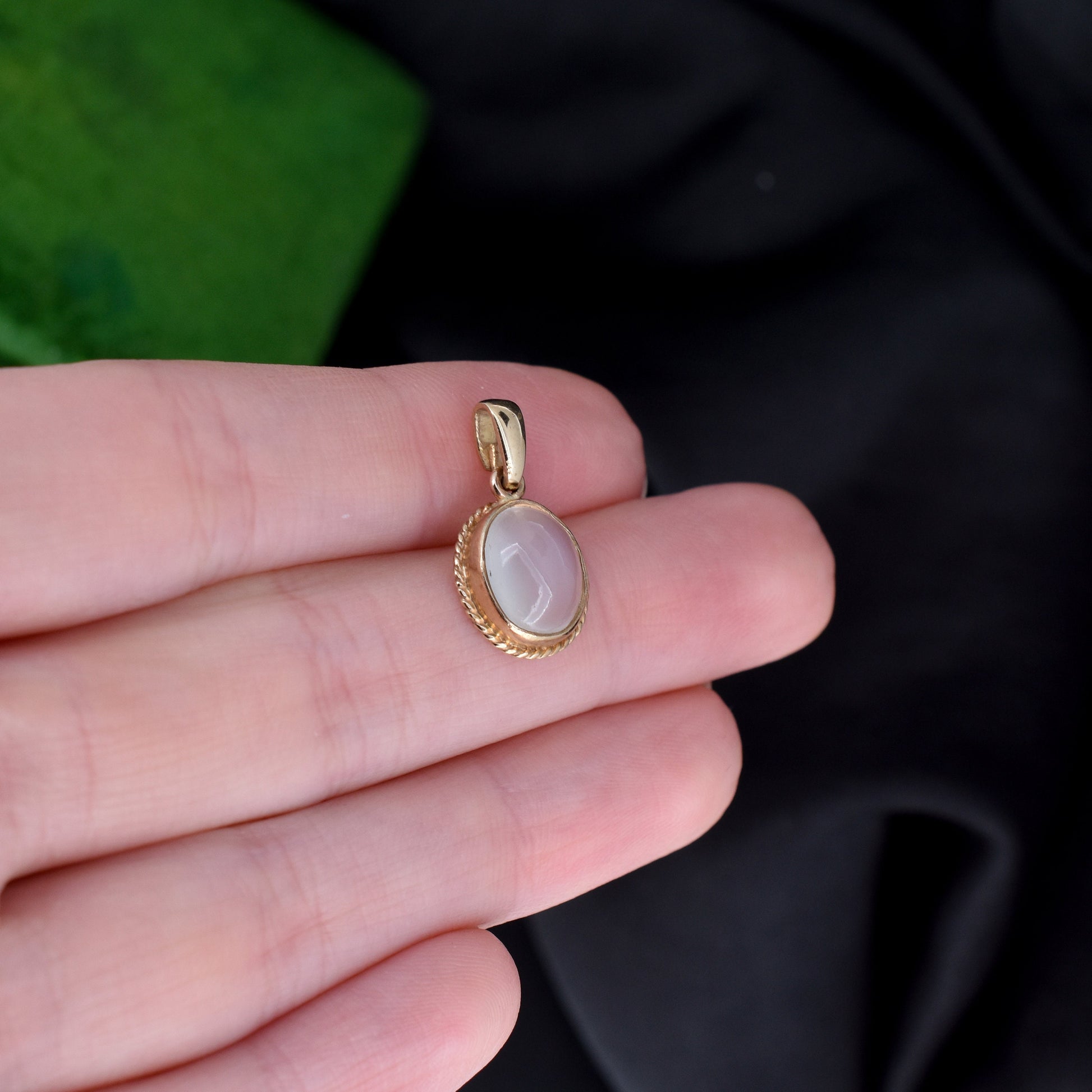 Cabochon Moonstone 9ct Yellow Gold Oval Pendant Charm
