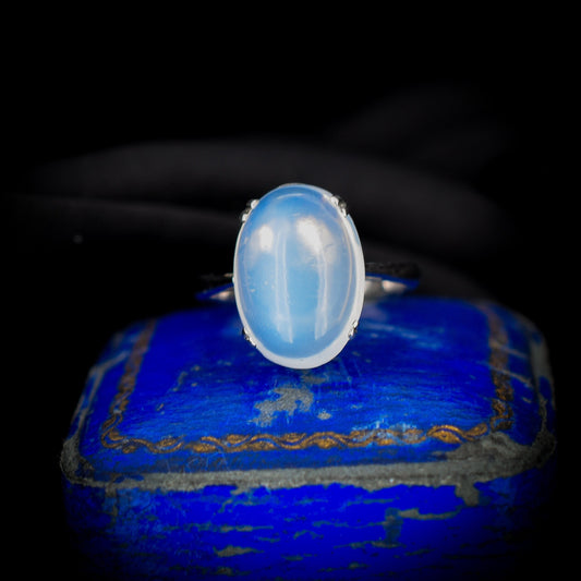 Vintage Cabochon Moonstone Oval Solitaire 18ct White Gold Ring | Art Deco
