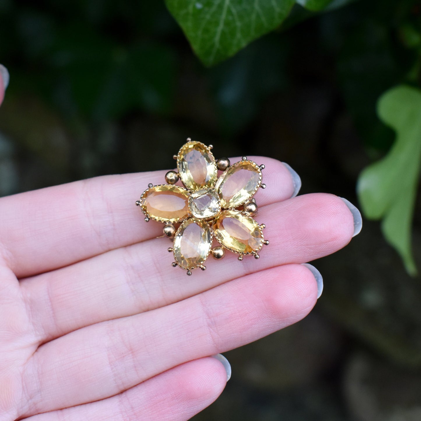 Antique Victorian Citrine Pansy 15ct Gold Brooch
