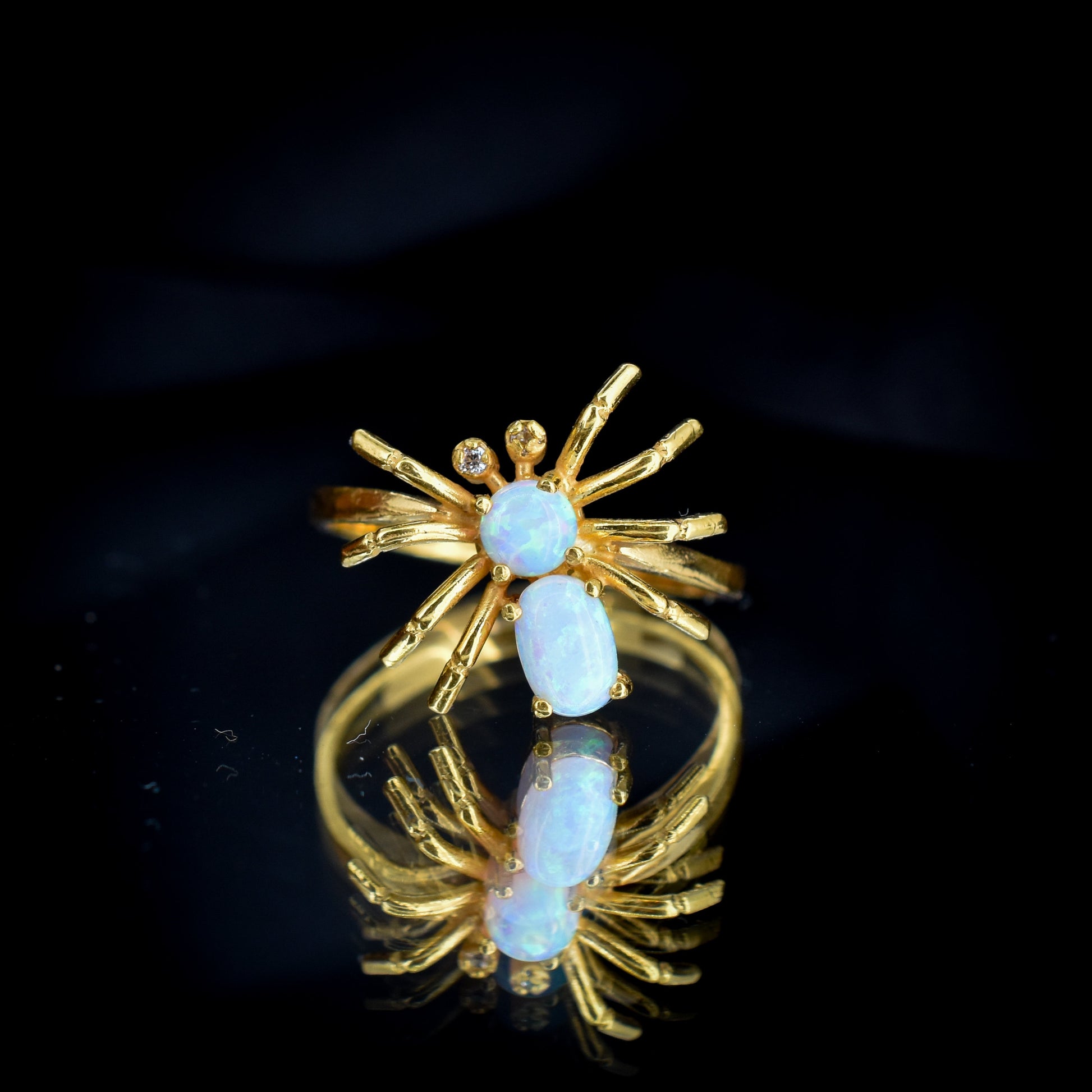 Opal Spider 18ct Yellow Gold on Silver Ring
