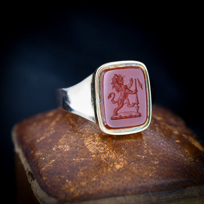 Antique Carnelian Rampant Lion Intaglio Yellow Gold Signet Ring