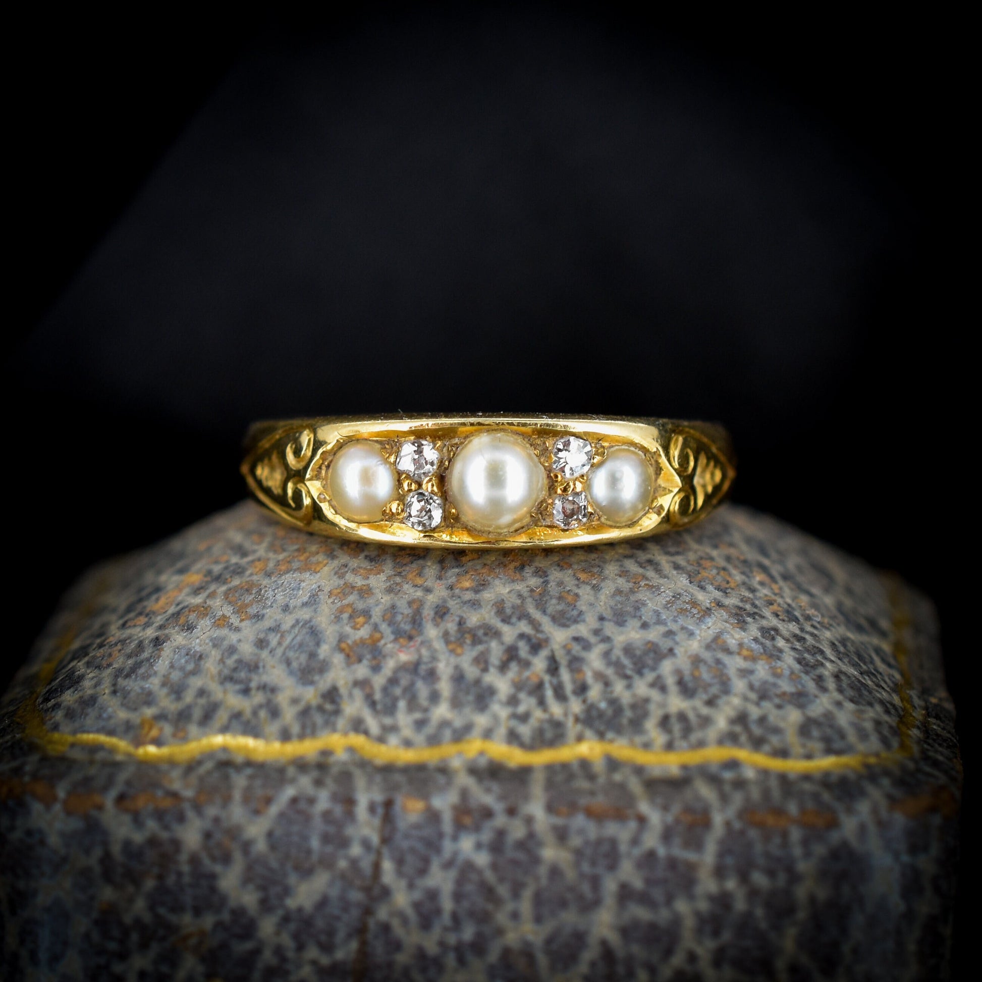 Antique Victorian Three Stone Pearl and Diamond 18ct Yellow Gold Ring Band
