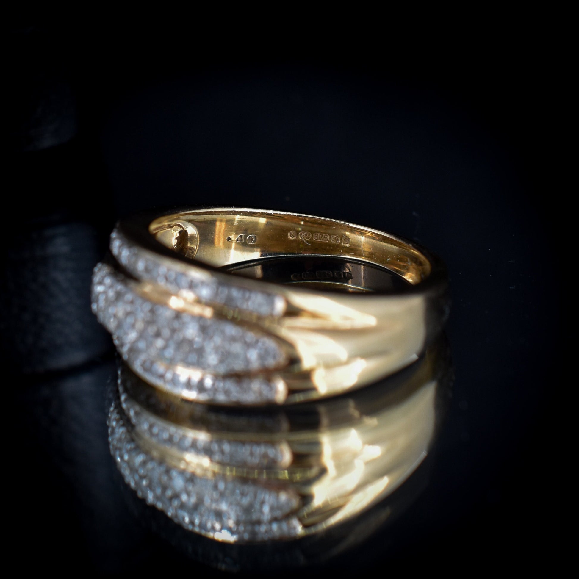 Vintage 0.40ct Diamond 9ct Gold Chunky Ring