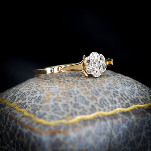 Antique Diamond Cluster Daisy 18ct Gold Ring | Dated 1912