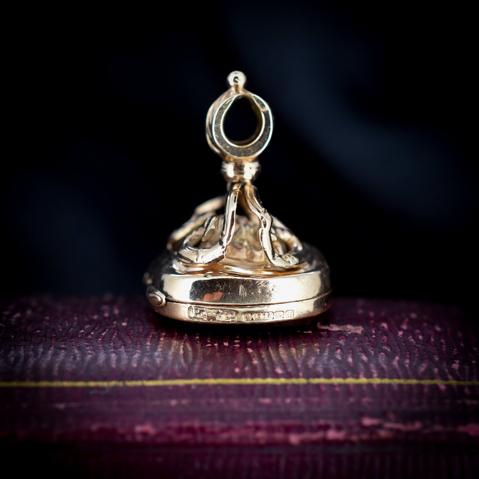 Antique Edwardian Carnelian 9ct Gold Locket Fob | Dated 1906