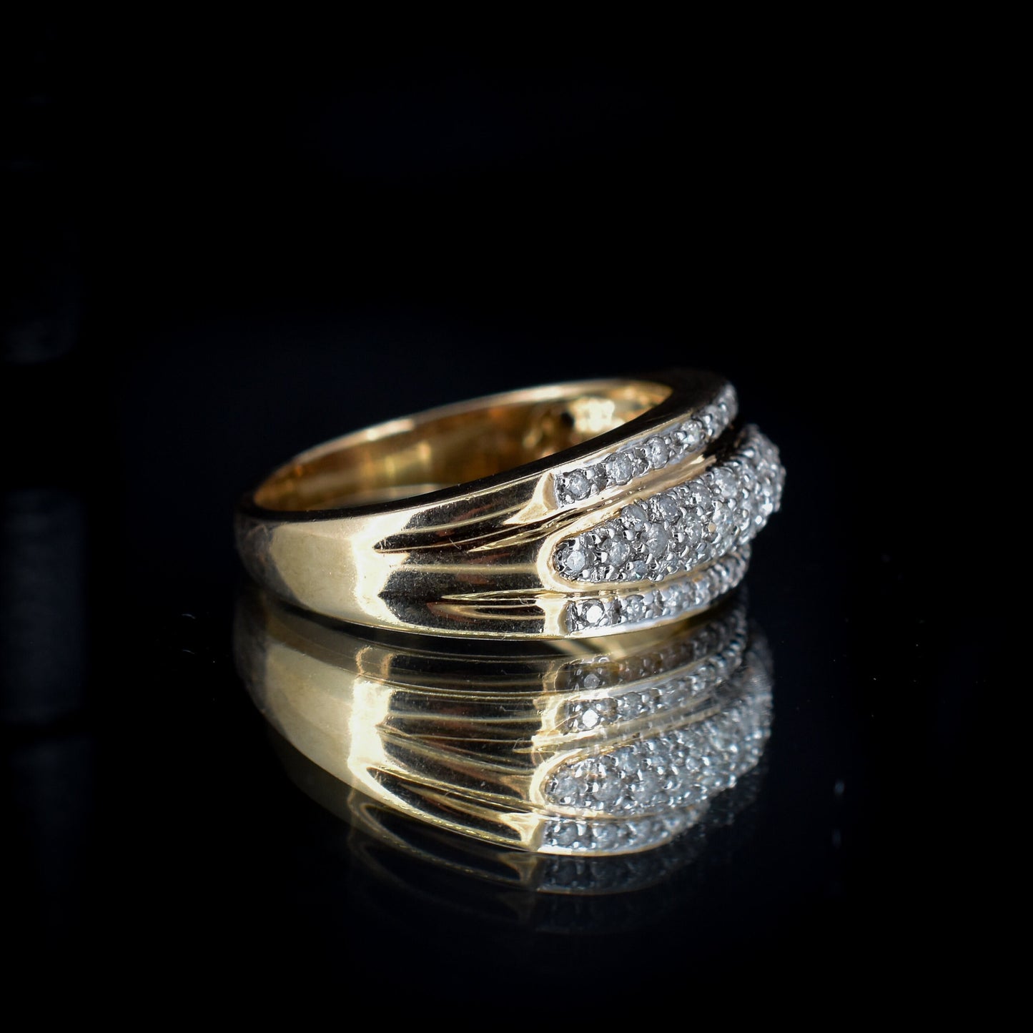 Vintage 0.40ct Diamond 9ct Gold Chunky Ring