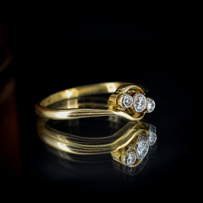 Antique Diamond Bezel Set Three Stone Trilogy Twist 18ct Yellow Gold Ring | Edwardian