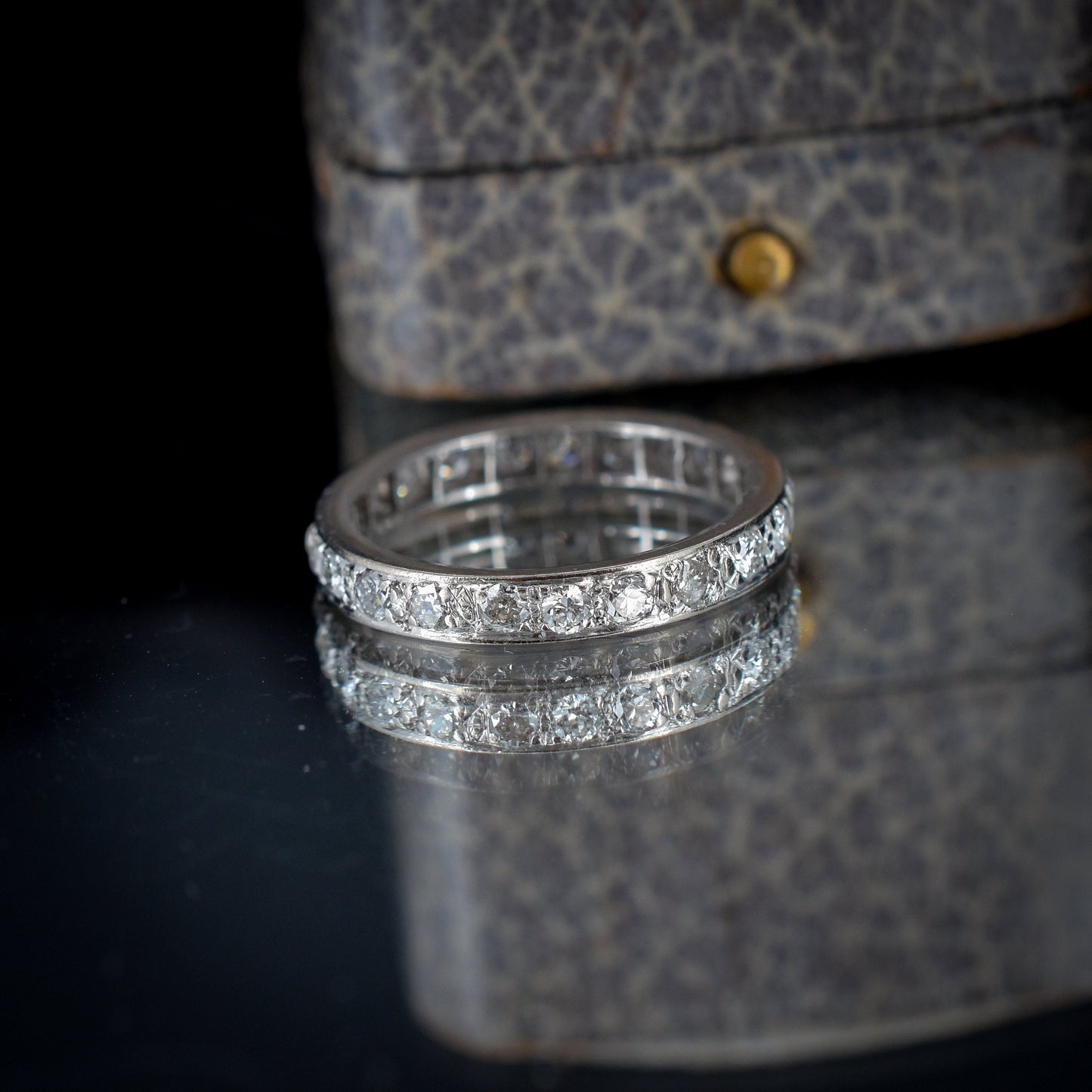 Antique Art Deco Diamond 18ct White Gold Full Eternity Wedding Band Ring